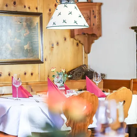 宾馆 西梅尔维特旅馆 赞可里奥哈德