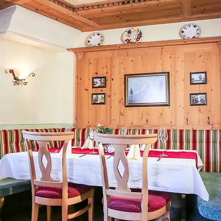 Inn Simmerlwirt *